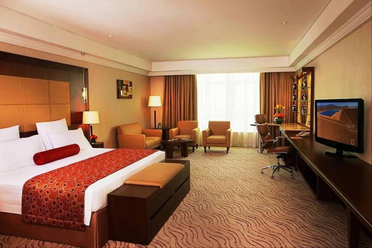 Hotel Classic Paradise New Delhi Eksteriør billede